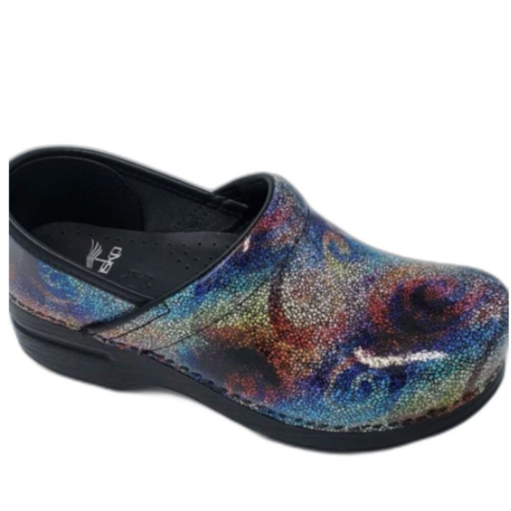 DANSKO SIZE 39 8.5  9 PROFESSIONAL SLIP ON MULTI MOSAIC PATENT LEATHER CLOG NWOT